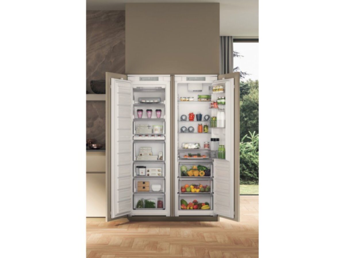 Whirlpool WHSD18F013C2 P vestavná skříňová mraznička No Frost 209 l s technologií 6. SMYSL
