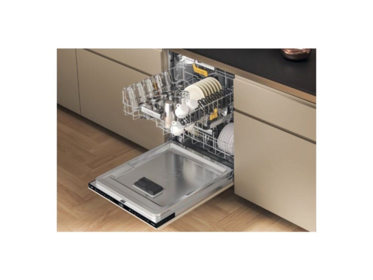 Whirlpool W8I HF58 TU vestavná plně integrovaná myčka nádobí MaxiSpace pro 14 sad, třída B