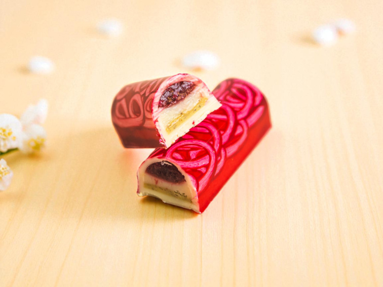 Tyčinka Cheesecake s ovocem a pistáciemi