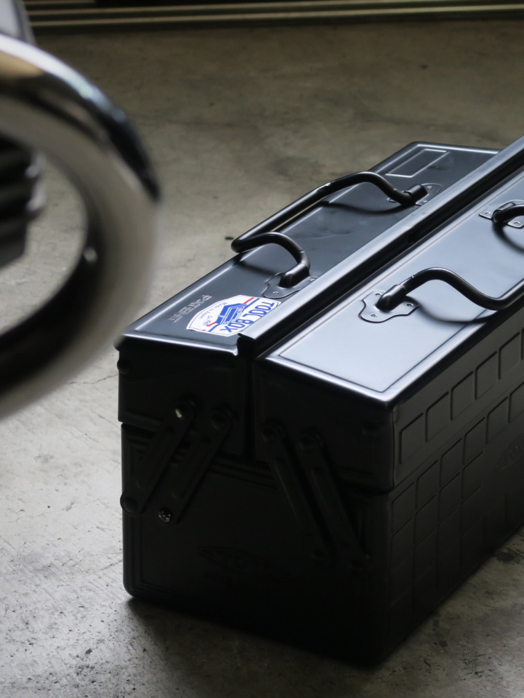 https://www.tokyotools.cz/tool-box-toyo-steel-st350-cerny/