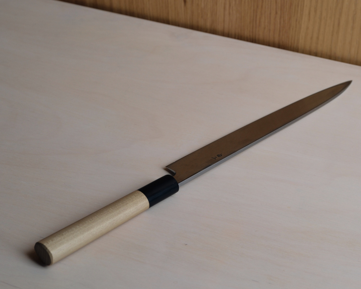 Knife review: Yanagiba SHIRONIKO 240 Sakai Kikumori V2