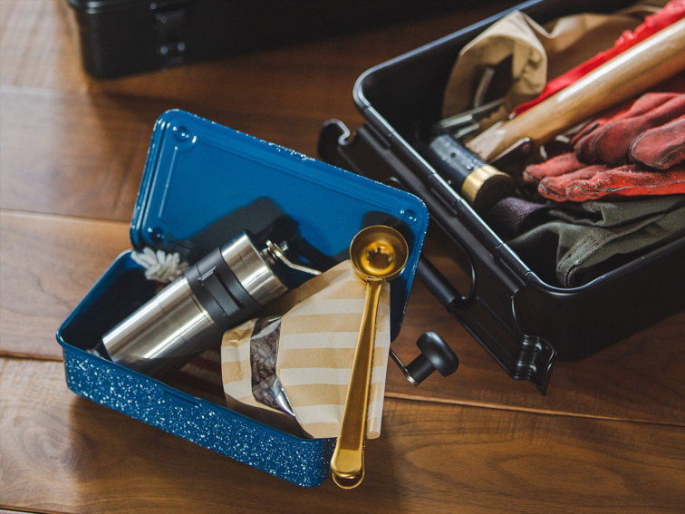 Váha věcí: proč nás dnes přitahuje Toyo Steel