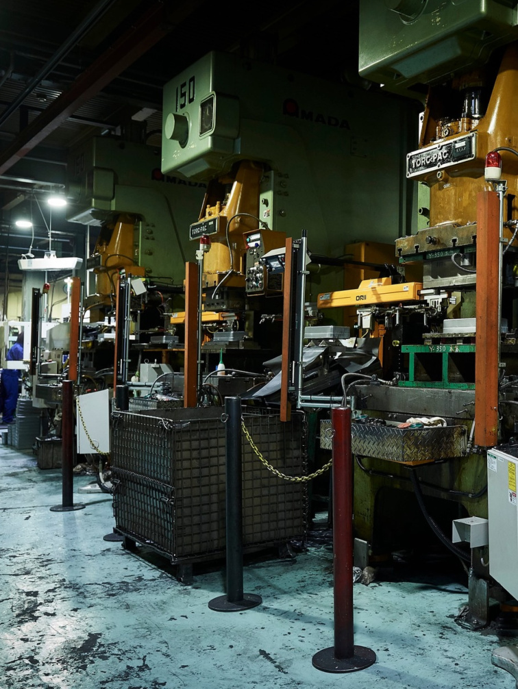 Toyo Steel Box: minimalistický úložný objekt pro interiér, pracovní stůl i everyday carry