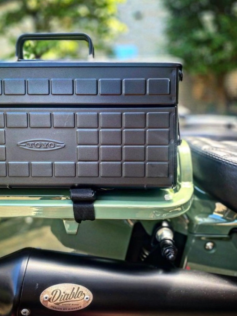 Toyo Steel Box: minimalistický úložný objekt pro interiér, pracovní stůl i everyday carry