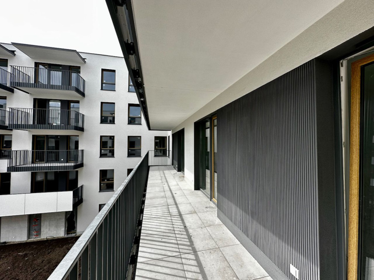 Ryhovaný fasádny obklad Izoflex Lamell LAM/01/N – moderný lamelový vzhľad