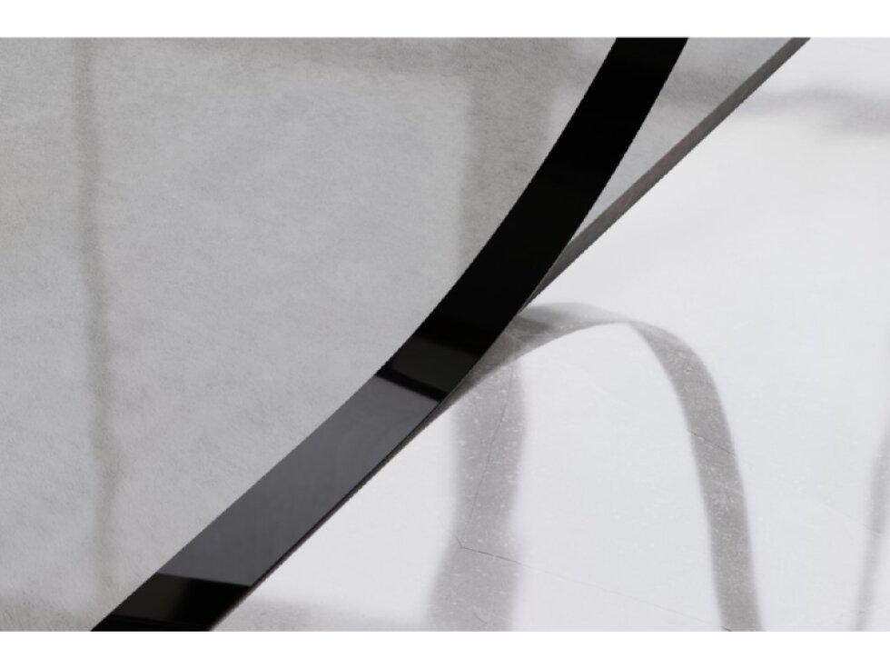 Kovová dekoračná lišta plochá čierna lesklá 270cm