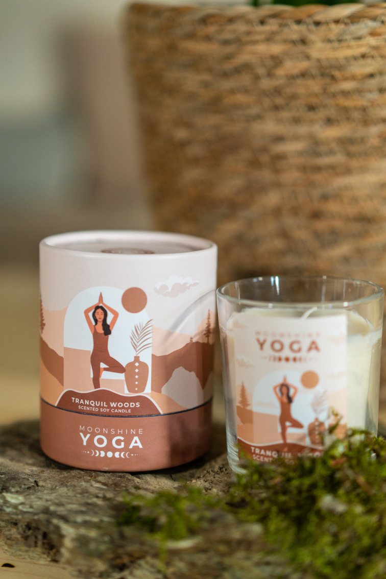 Sójová sviečka Moonshine Yoga Tranquil Woods