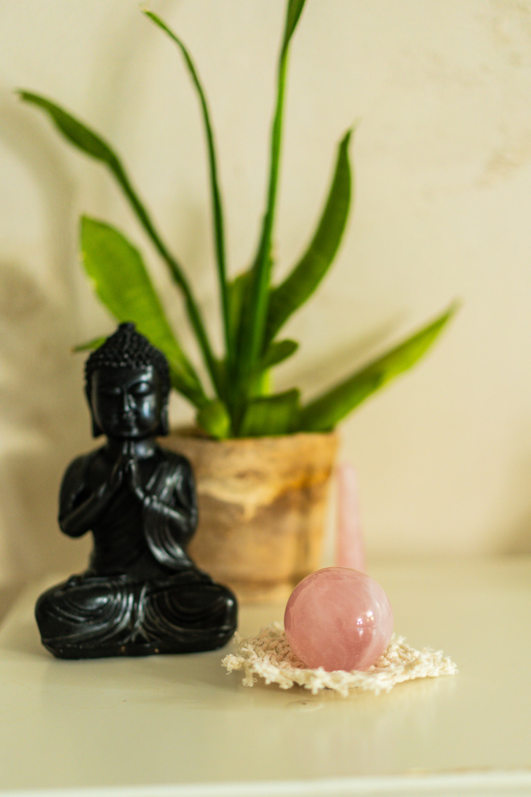 Feng Shui guľa z ruženínu
