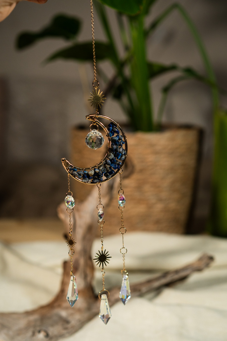 Lapač slnka – Mesiac s Lapisom Lazuli