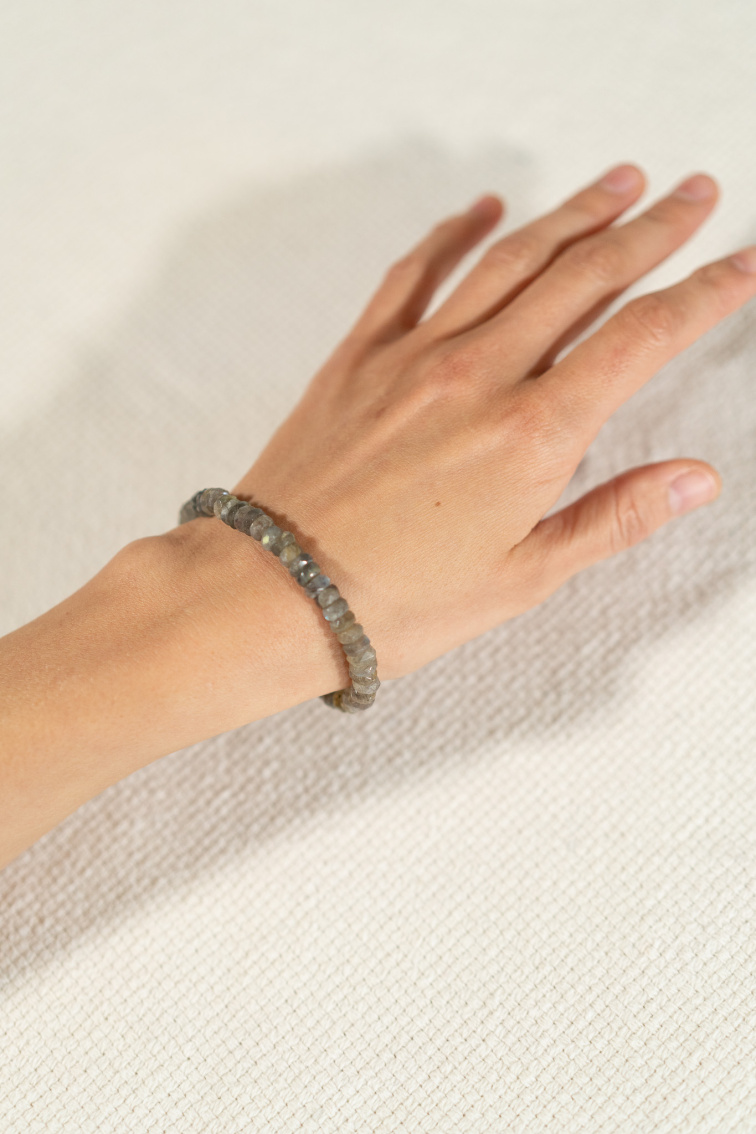 Náramok z labradoritu