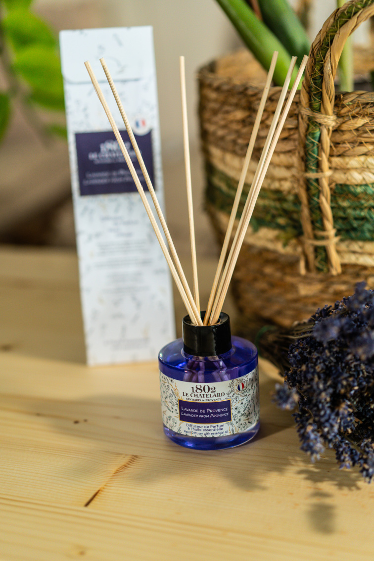 Aróma s ratanovými tyčinkami | Levanduľa