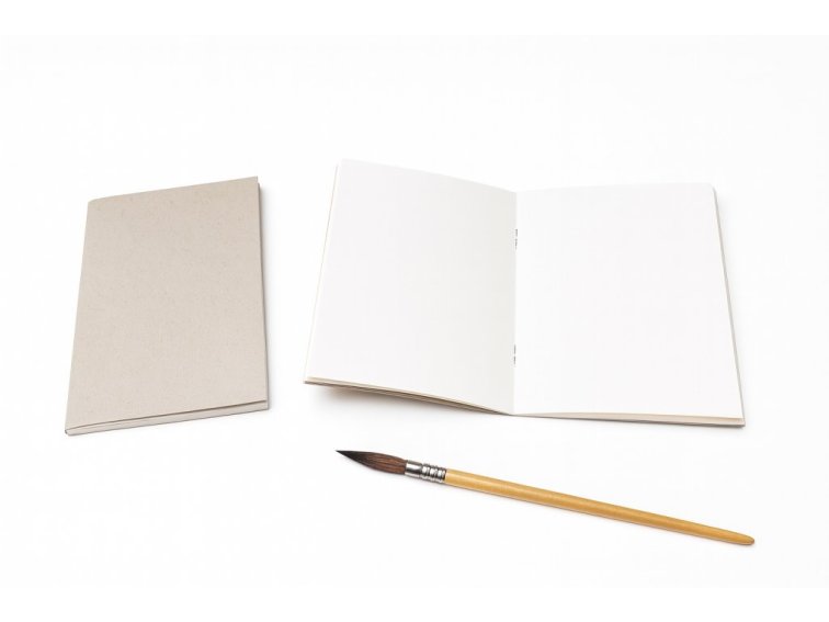 Kapesní skicák, ruční papír 10,5x15 cm, 32 stran, papír gramáž 120 g