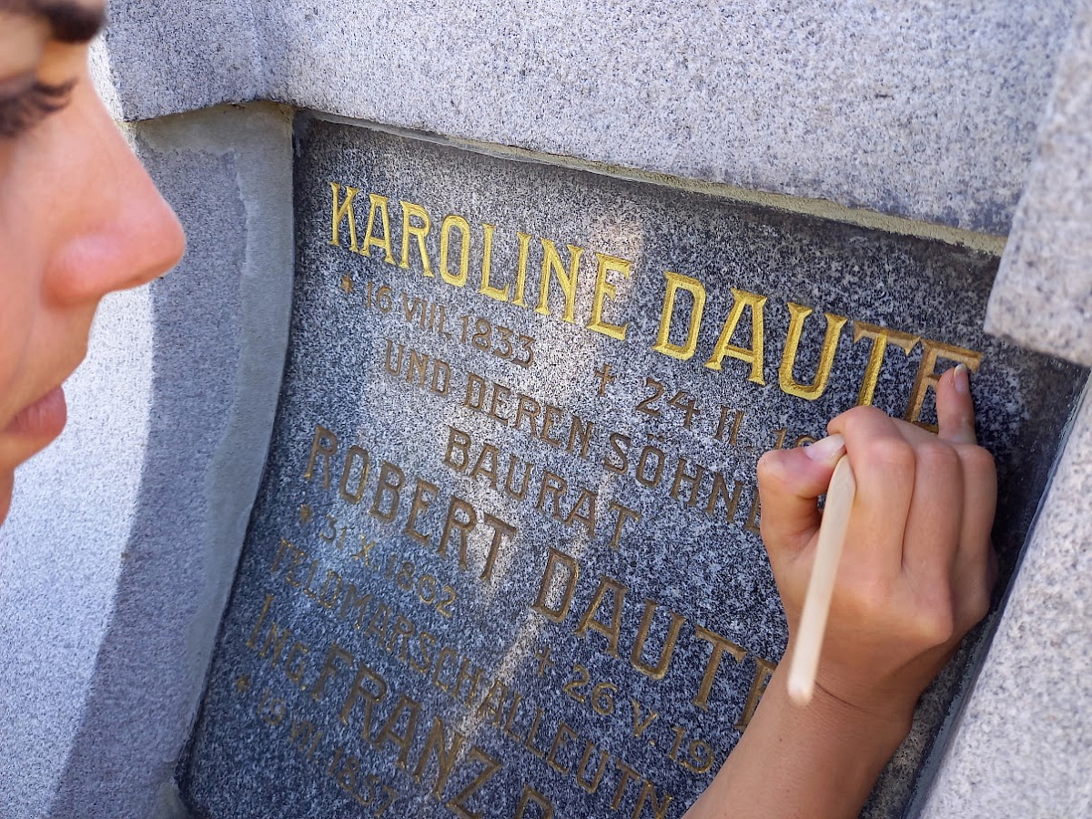 Štětec na písmo "kočičí jazýček"