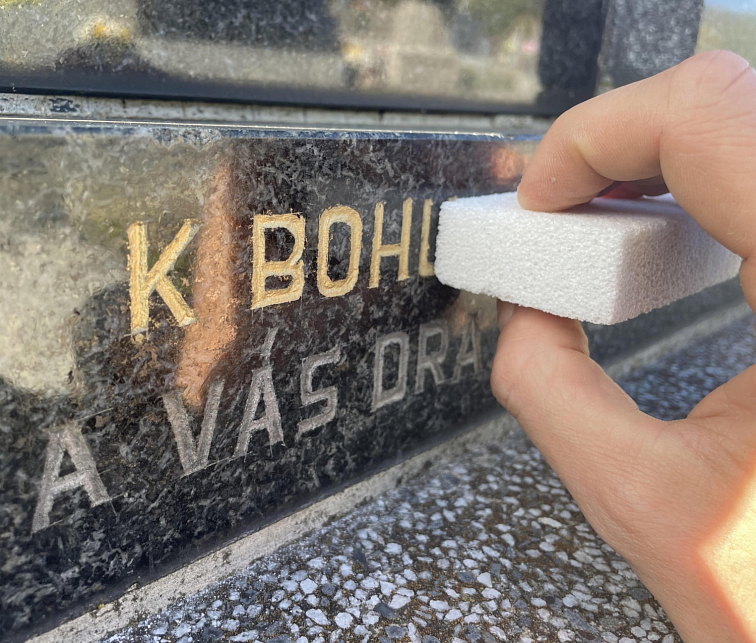 Fix pro obnovu písma v kameni