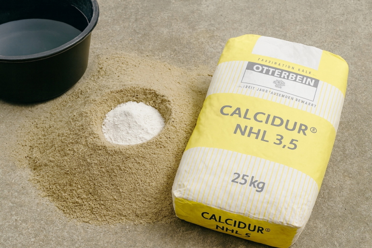 Přirozeně hydraulické vápno NHL 3,5