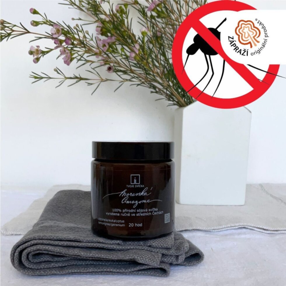 Vonná svíčka MORAVSKÁ AMAZONIE - citronela, eukalyptus, lemongras, geranium - černá s víčkem malá