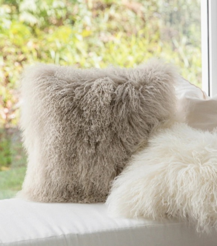 Polštář Snowtop, tibetská kožešina, světle šedá, 60x40 cm