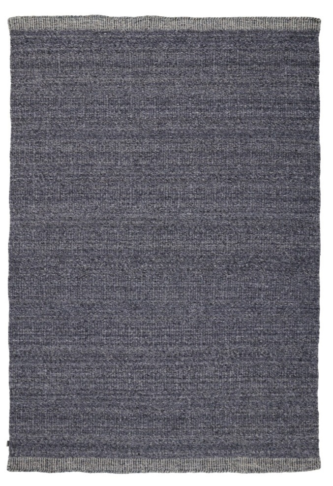 Skandinávský koberec Versanti Anthracit, antracitově šedý