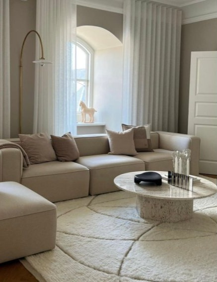 Koberec Lineal Sweep White, přírodně bílý