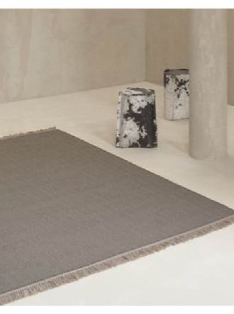 Hustý koberec Une Sand, pískový