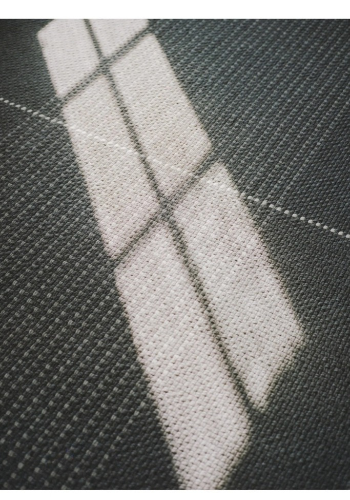 Vlněný koberec Awakened Mind Charcoal, uhlově šedý, vlna