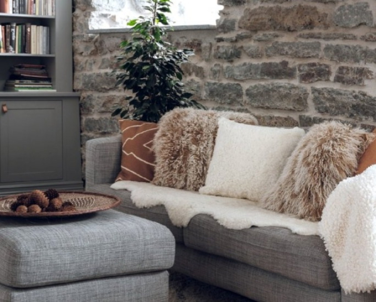 Kudrnatá australská kožešina Curly White, bílá, 95x60 cm