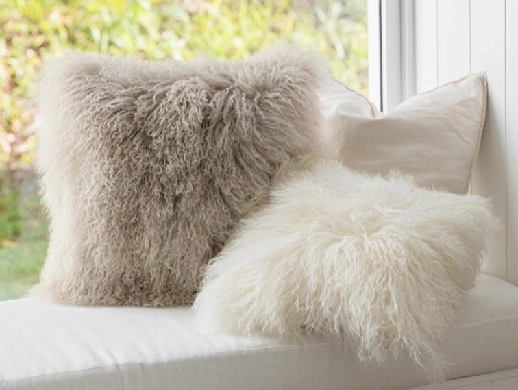 Polštář Snowtop, tibetská kožešina, světle šedá, 40x40 cm
