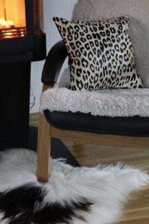 Polštář Panther Patty, hovězí kůže, 45x45 cm