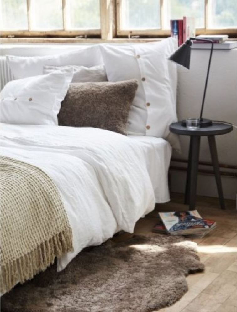 Polštář australská kožešina Curly, hnědá, 45x45 cm