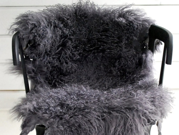 Polštář Solid Grey, tibetská kožešina, 60x40 cm