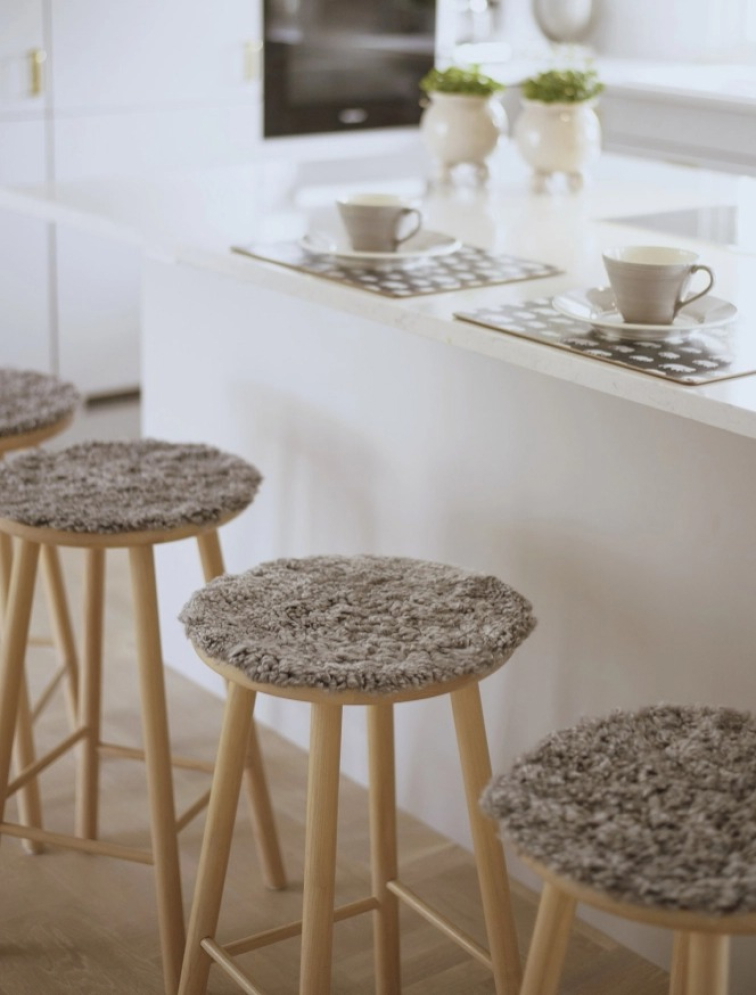 Hračka štěně Milou, kudrnatá kožešina Curly, přírodní Pearl