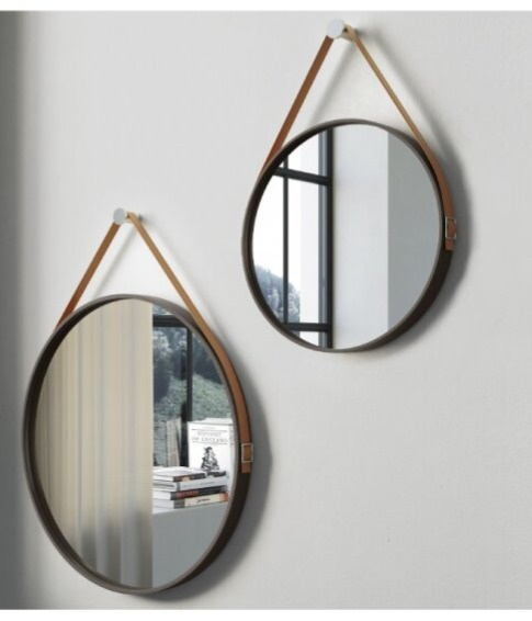 Kulaté zrcadlo Astra, detail pravé kůže