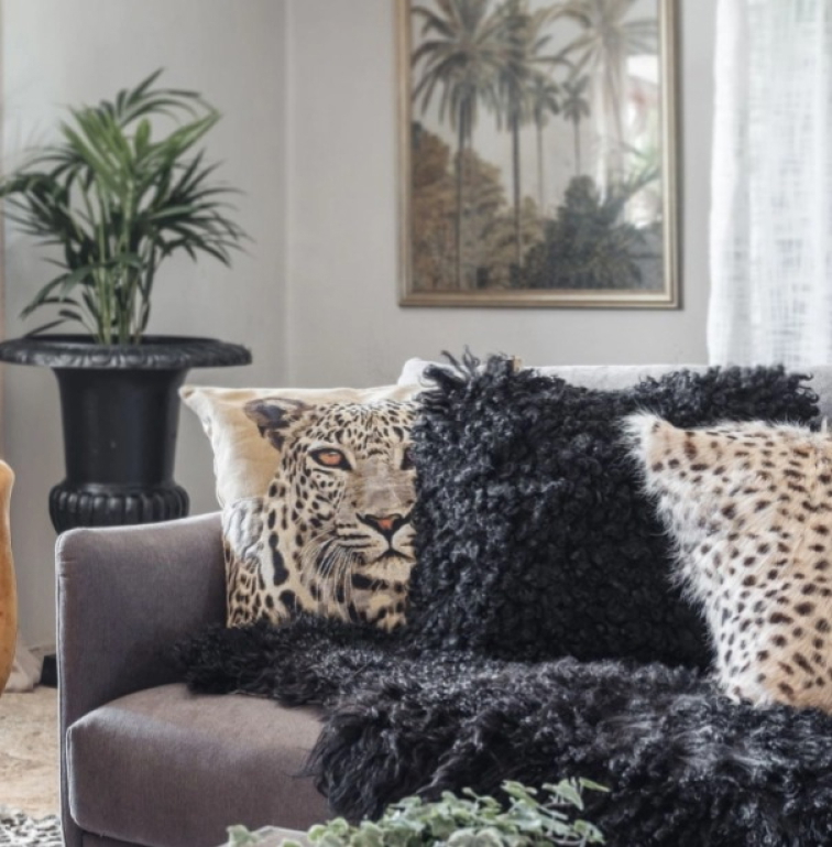 Polštář australská kožešina Curly, černá, 45x45 cm