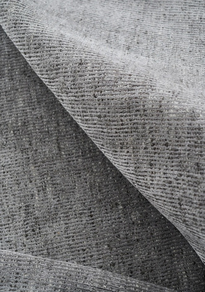 Hebký koberec Alva Silver, stříbřitě šedý