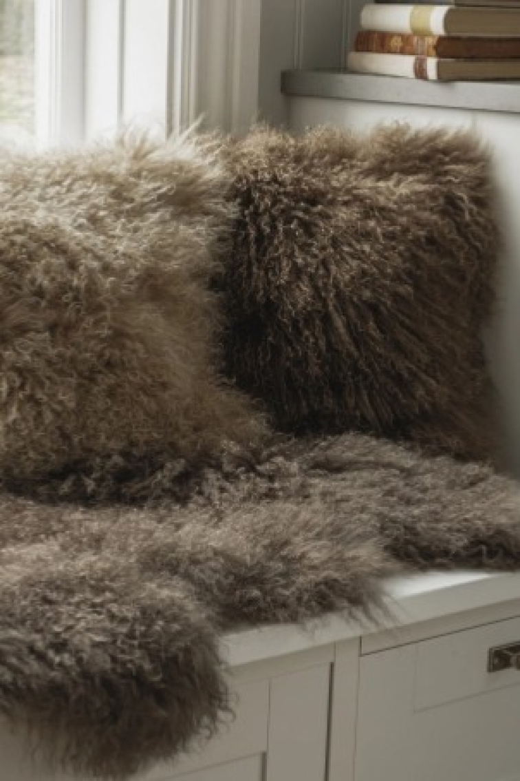 Polštář Chocolate, tibetská kožešina, čokoládově hnědá, 40x40 cm