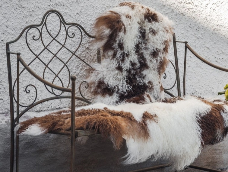 Tibetská kožešina béžová Snowtop, 95x55 cm