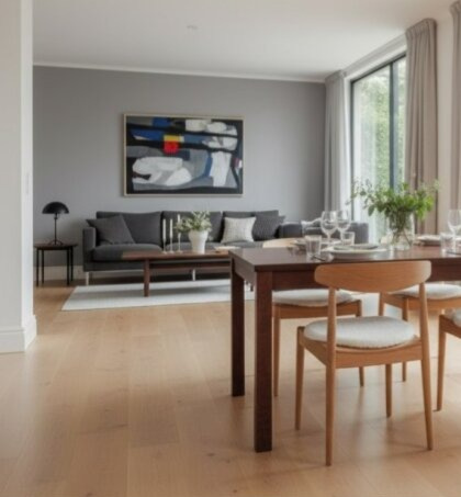 Kožešina na židli Curly White, bílá, Ø34 cm