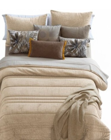 Přehoz na postel Nui Arena, béžový, 270x270 cm, se 2 povlaky na polštáře