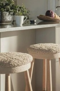 Kožešina na židli Curly Sand, O34 cm