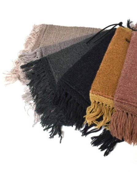 Hustý koberec Une Navy, modrý