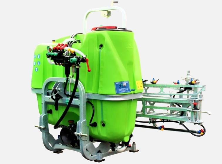 Postřikovač nesený za malotraktor nesený 600 l