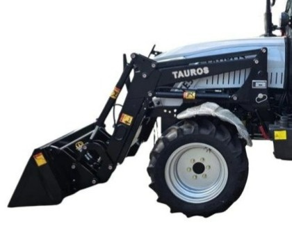 Traktor Tauros TE504C s čelním nakladačem