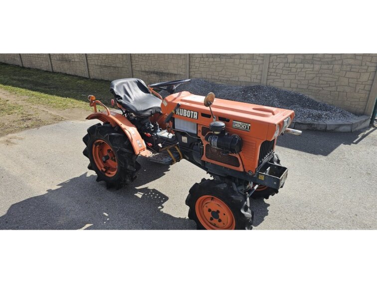 Malotraktor Kubota B6001 4x4