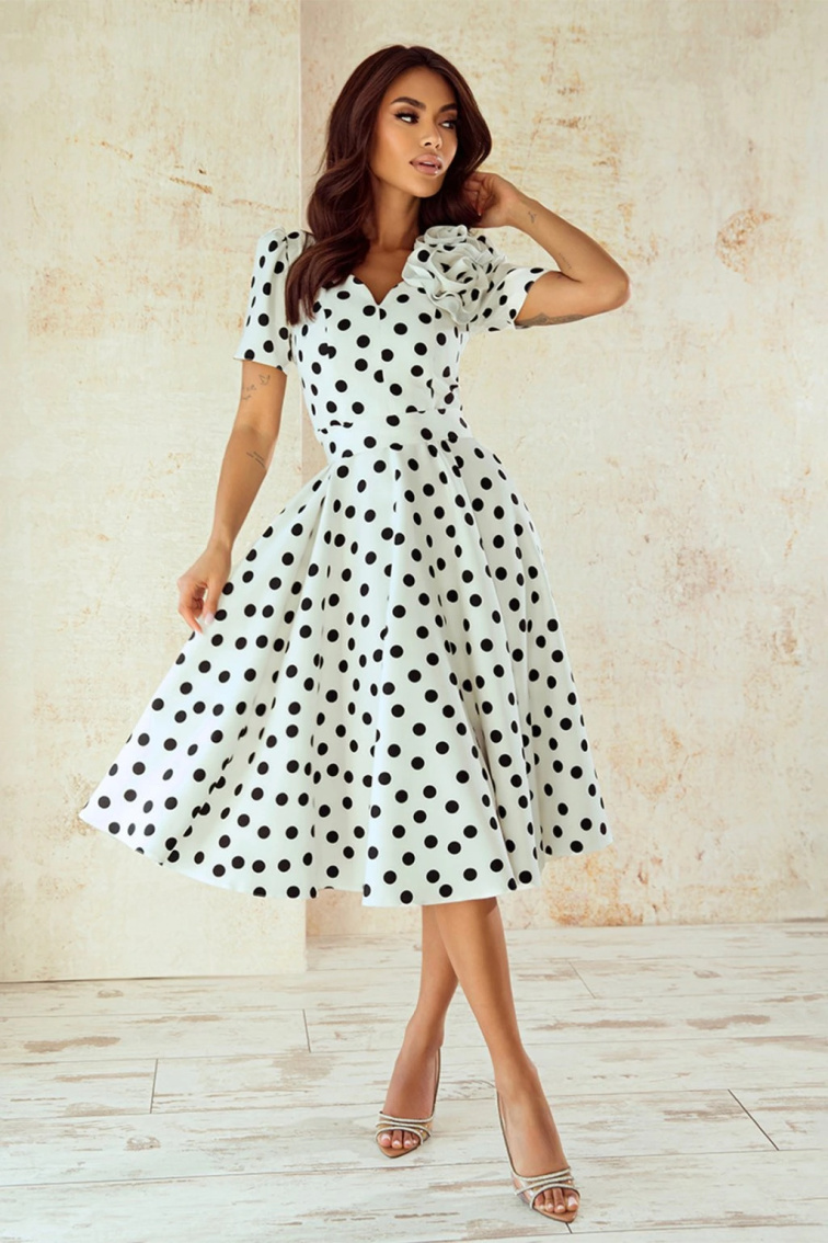 Neodkládejte letní šaty – jak na vrstvení a podzimní kombinace?