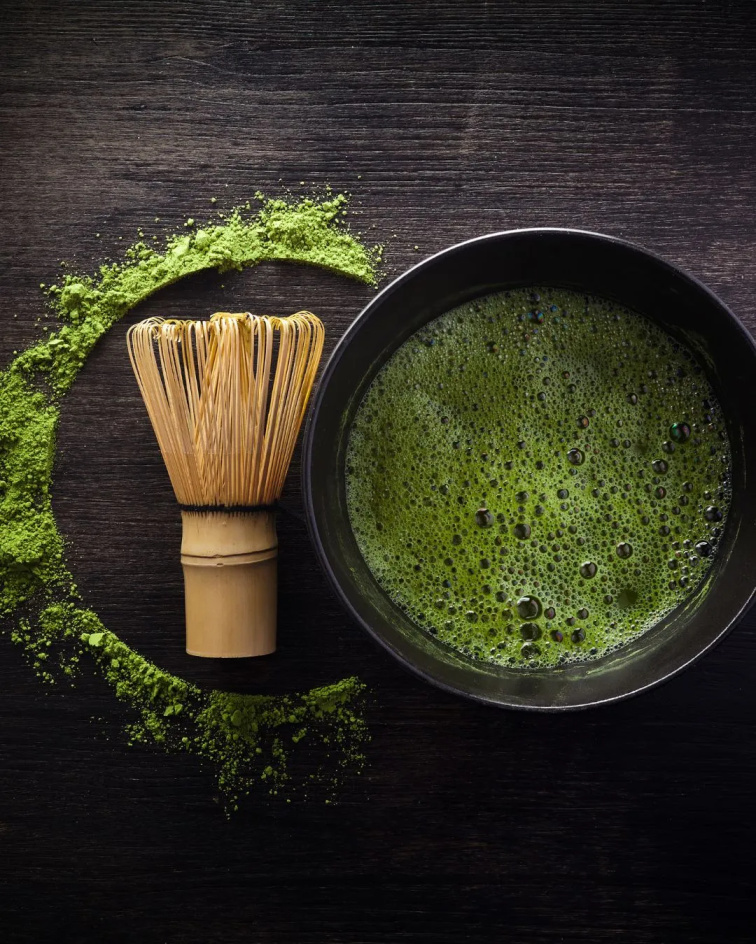 Matcha nápoje: Ako pripraviť a vychutnať si tie najlepšie recepty a tipy