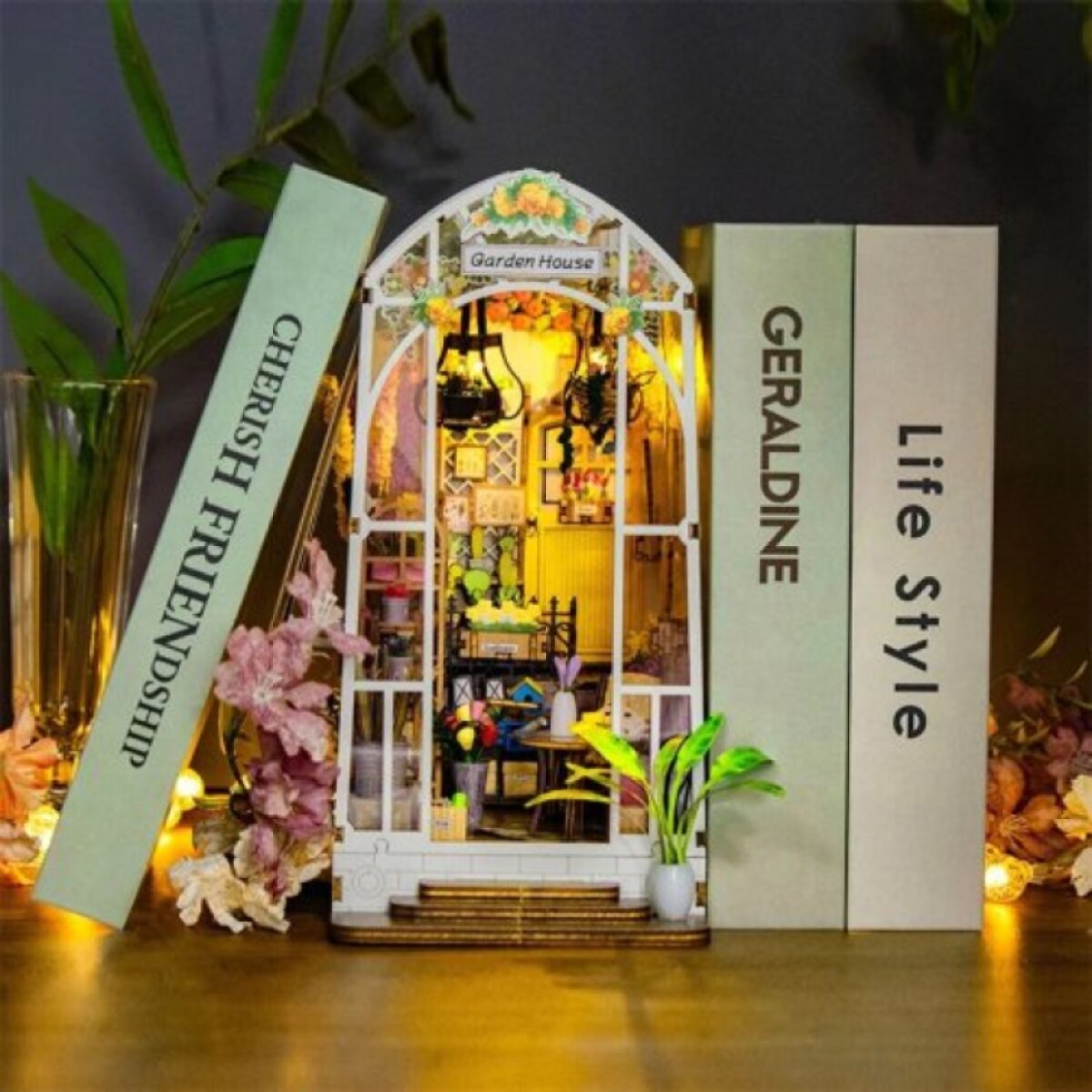 Book Nook sada - Skleník plný květin