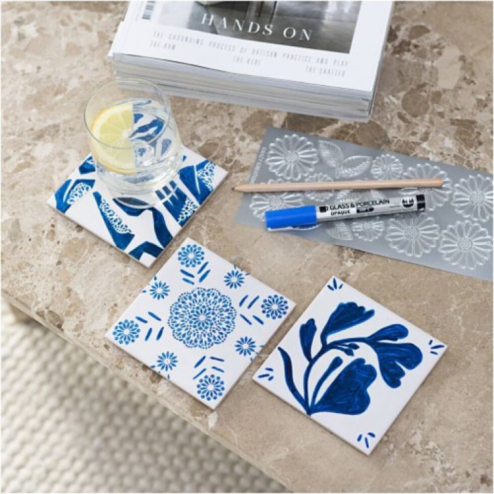 Sada MALOVANÉ PORCELÁNOVÉ PODTÁCKY