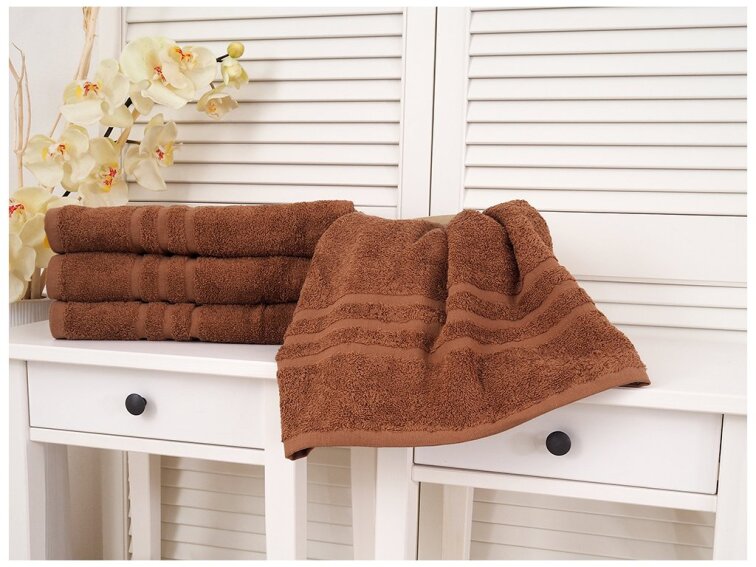 Bavlněný froté ručník Classic - Hnědý