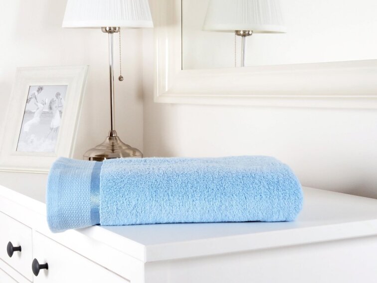 Osuška froté FLUFFY 70x140 - Světle modrá