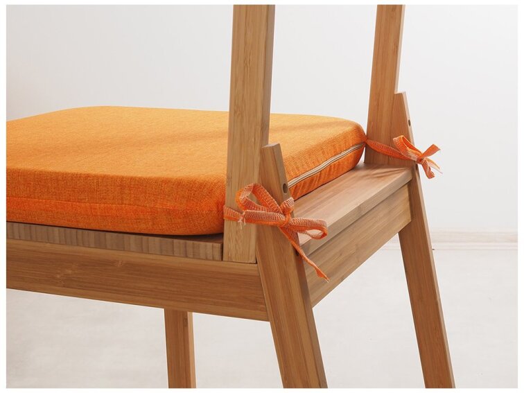 Sedák 40 x 40 cm se šňůrkami - Oranžový